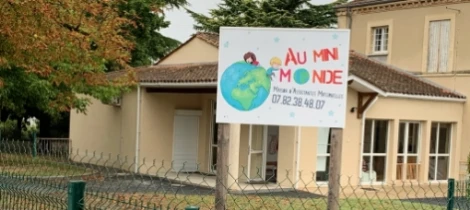 MAM Au Mini Monde